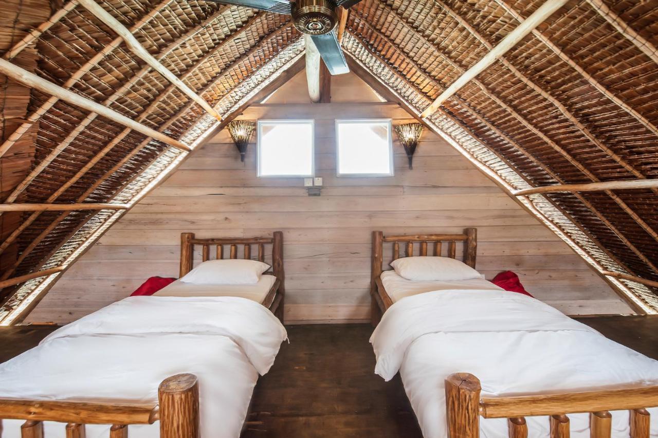 Telunas Private Island Sugi Εξωτερικό φωτογραφία