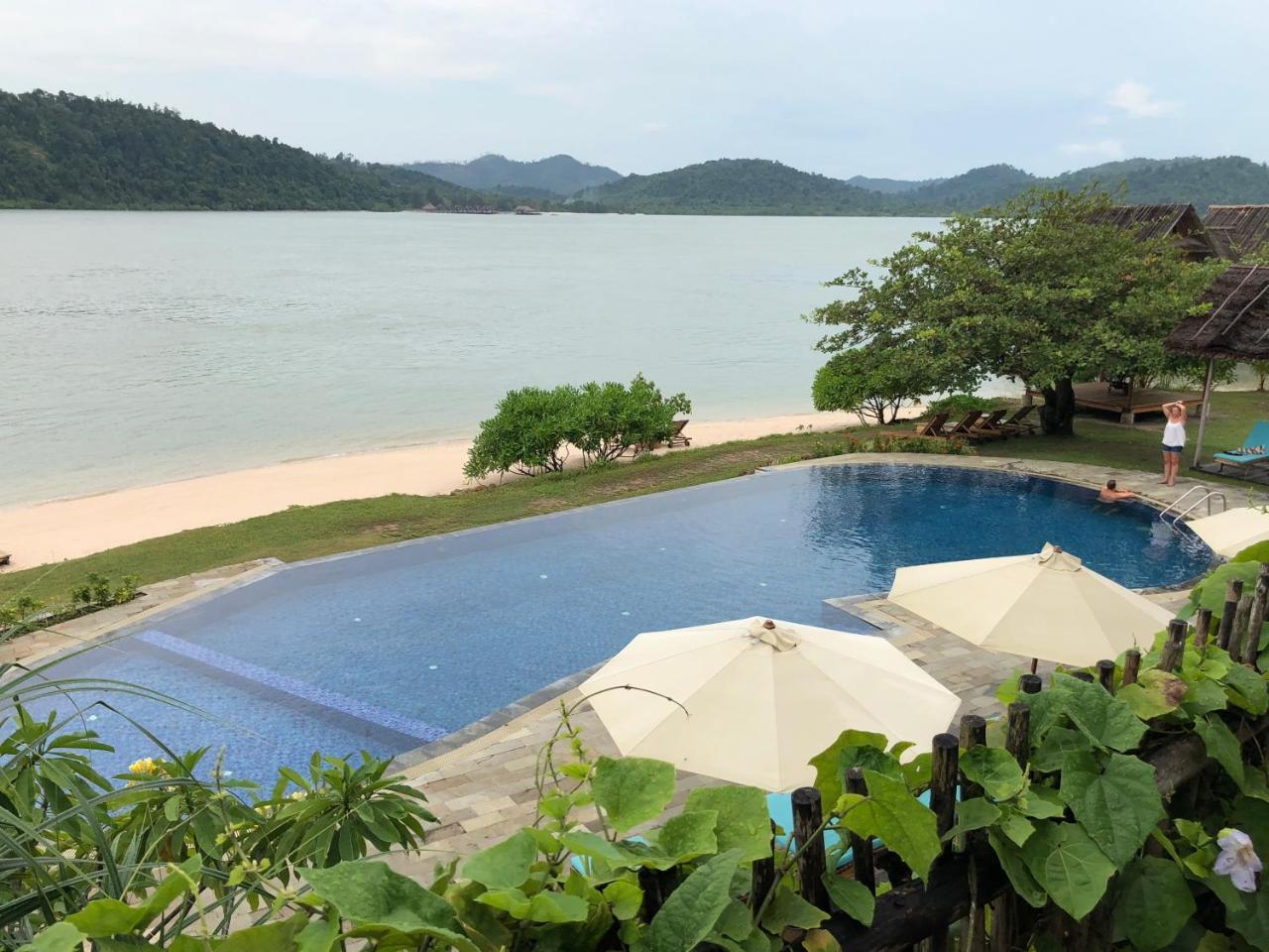 Telunas Private Island Sugi Εξωτερικό φωτογραφία