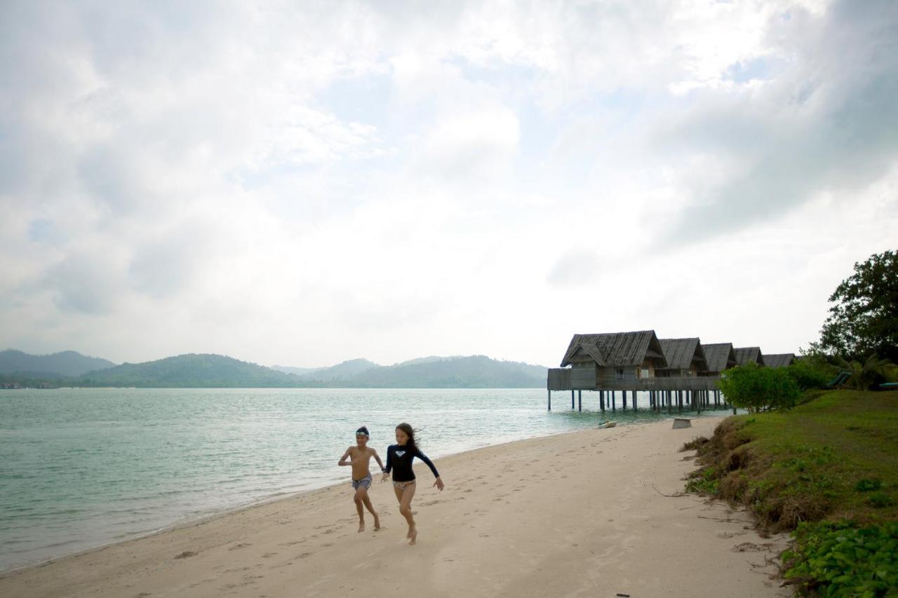 Telunas Private Island Sugi Εξωτερικό φωτογραφία