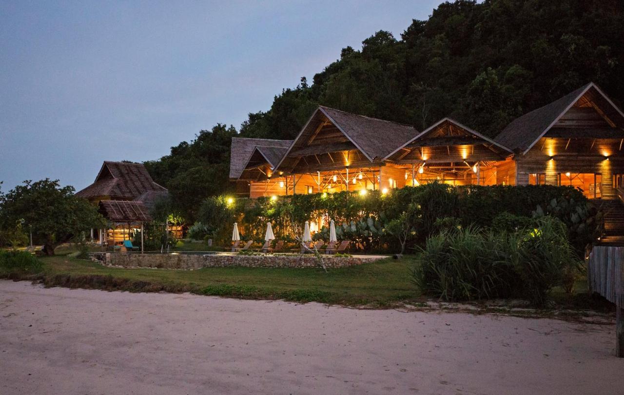 Telunas Private Island Sugi Εξωτερικό φωτογραφία